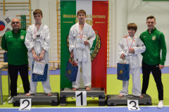 03515B59-51F4-4C06-84D0-95ECC4730E882