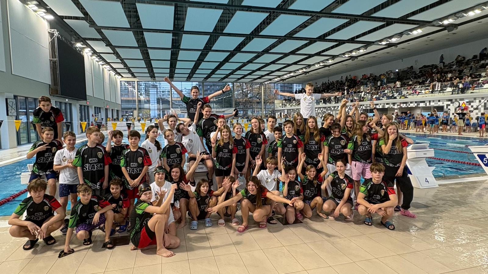 zimowe-mistrzostwa-dozp-w-plywaniu